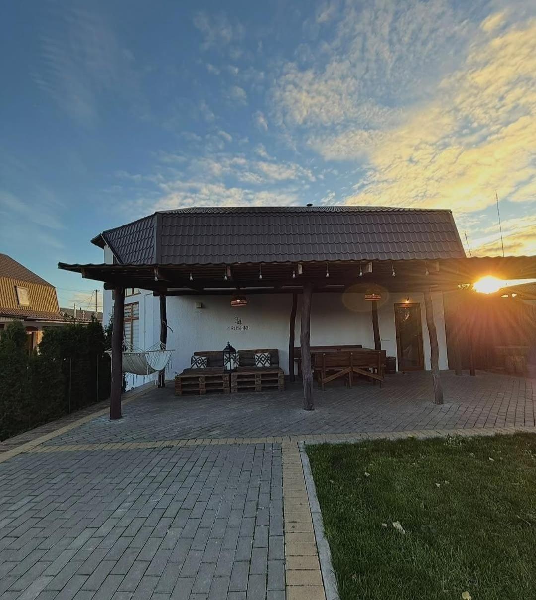 Трушки34 Villa Trushki Eksteriør billede
